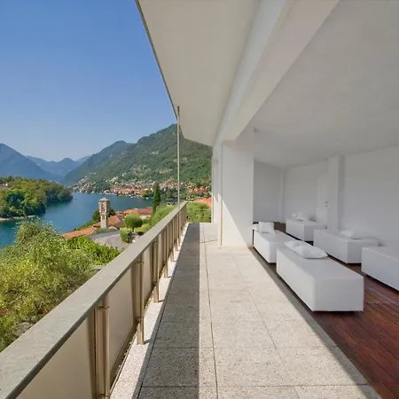 Azzano Sleeps 10 Pool Air Con Wifi Vila