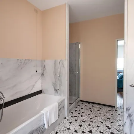 Vila Azzano Sleeps 10 Pool Air Con Wifi